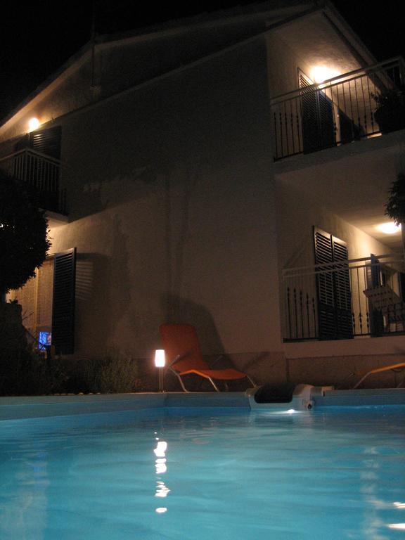 Apartments Mediterraneo Kaprije Exterior photo
